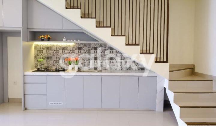 Rumah Siap Huni 2 Lantai Dekat Pantai Jimbaran 2