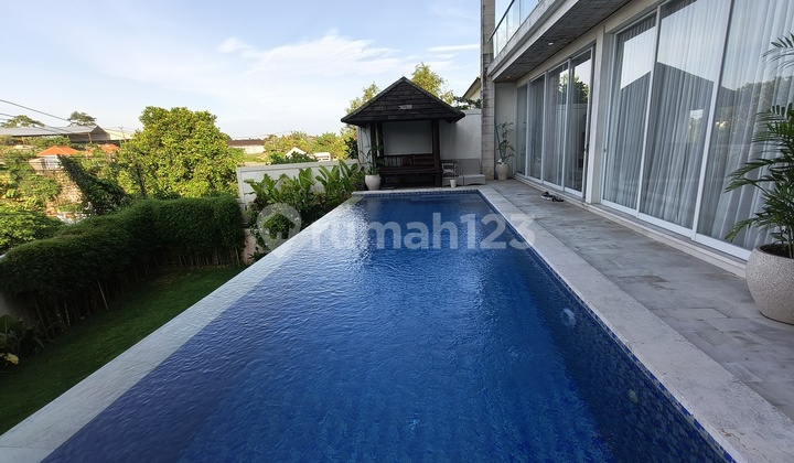Modern Villa Near Pandawa Beach and Melasti Beach
