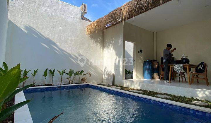 COZY SANTORINI VILLA WITH PRIVATE POOL NEAR SANUR BEACH 1