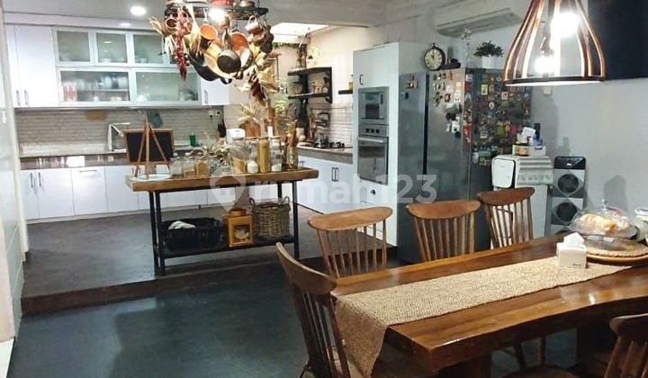 Rumah Taman Kencana 3.5 Lantai Cengkareng Full Furnish Bagus Jakarta Barat