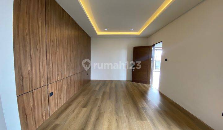 Rumah 3 Lantai Baru Semi Furnished Siap Huni Di Denpasar Barat Akses Jalan Lebar  2