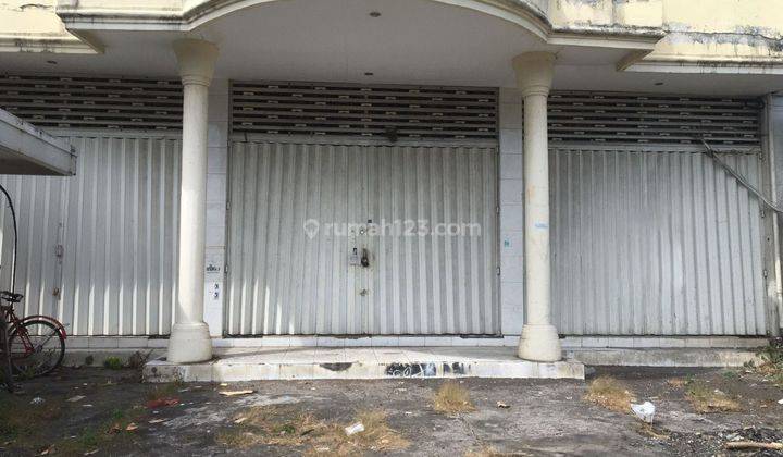 Disewakan Ruko 2,5 Lantai di Jalan Gunung Tangkuban Perahu Kerobokan Cocok Untuk Gym, Supermarket Dan Toko 2
