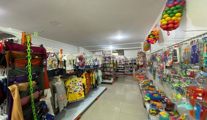 CHEAP 2 FLOOR SHOP FOR SALE IN MERTASARI NEAR SANUR READY TO LIVE IN SHM 2