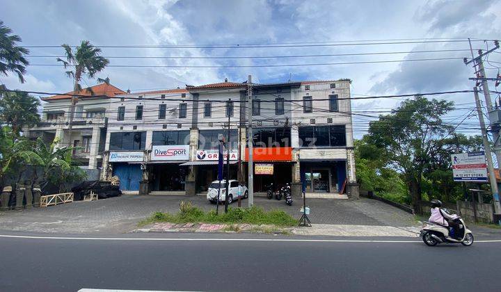 Cheap 3 Floor Shophouse Ready to Live in on Main Street By Pass Sanur Suitable for Clinics, Offices  1