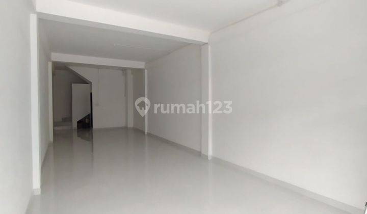 Ruko 3 Lantai Siap Huni Di Jalan Gatsu Denpasar Cocok Berbagai Bisnis Area Komersial Sudah Direnovasi  2