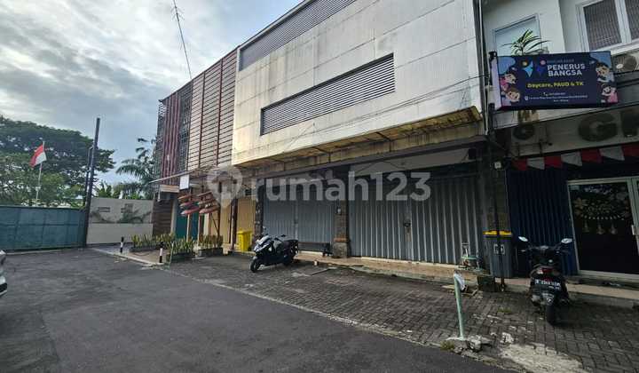 3-Story Shop House on Sunset Road Kuta, Affordable, Strategic Location Near Kuta and Airport, Suitable for Various Businesses.