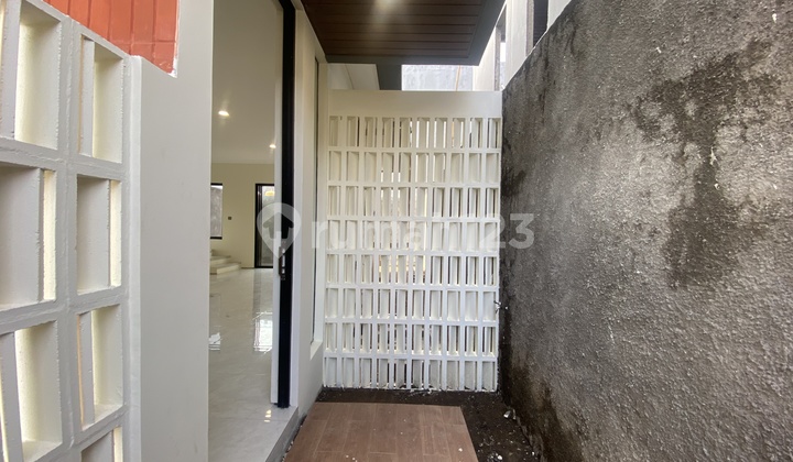 Rumah Baru Di Cluster Bale Dame Sanur Denpasar Siap Huni Area Nyaman Strategis Dekat Dyatmika School 2