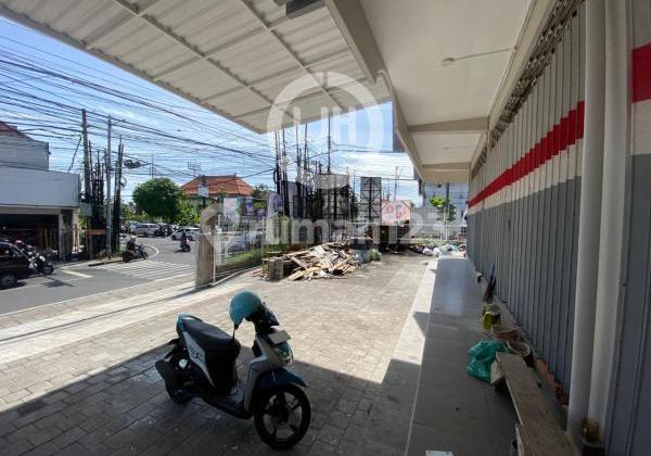 Building For Lease In Busy Area At Pemecutan Kaja, Denpasar Utara, Suitable For Business, Close To Kompyang Sujana Stadium And Public Facilities