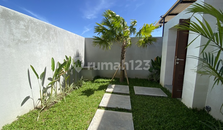 New Villa Ready to Occupy in Tukad Balian Near Mertasari Beach Sanur Large Land Area Comfortable Furnished 2