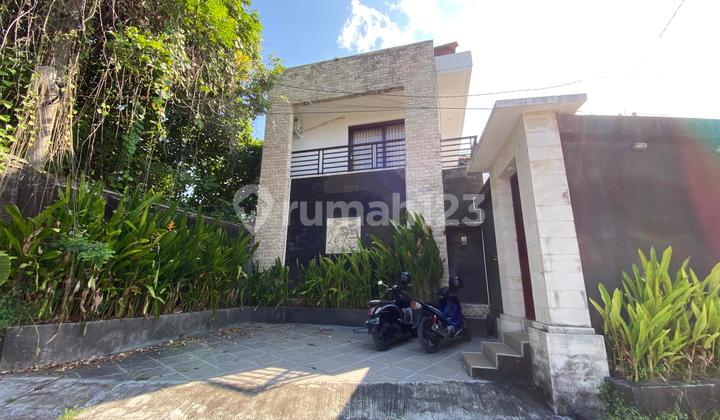 Beautiful Move-In Ready House in Taman Sari Kerobokan, Semi-Furnished, Freehold, Very Close to Bali Kiddy School and Kipina School Beautiful Move-In Ready House in Taman Sari Kerobokan, Semi-Furnished, Freehold, Very Close to Bali Kiddy School and Kipina School