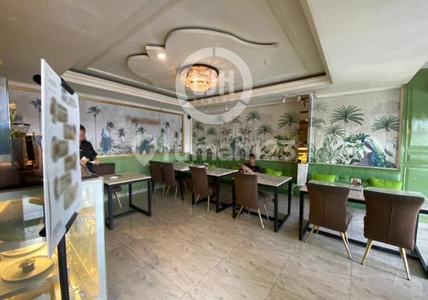 Suitable For Business! 2-Storey Shophouse Located in the Busy Tourist Area of Canggu, Close to Pepito Market and Berawa Beach Suitable For Business! 2-Storey Shophouse Located in the Busy Tourist Area of Canggu, Close to Pepito Market and Berawa Beach