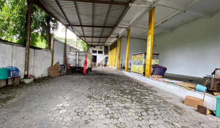 foto lainnya gudang dan ruko di jalan