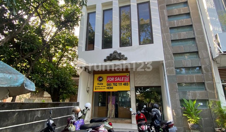 Ruko 3 Lantai di Area Premium Puputan Renon Jarang Ada Langka Cocok untuk Berbagai Usaha