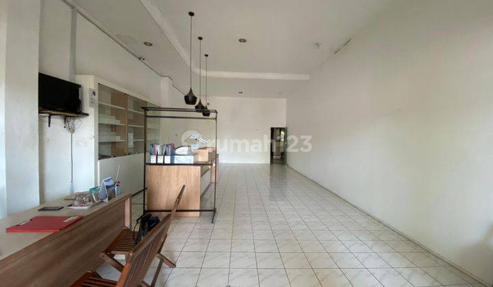 3-Storey Shophouse for Rent on Gatsu Timur Main Street Suitable for Showroom and Retail 2