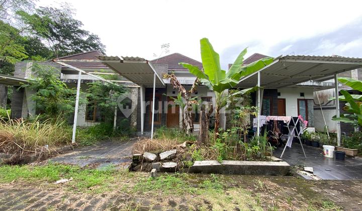 Cheap 1-Story House in Griya Loka Tabanan Housing Estate, Unfurnished, Needs Renovation