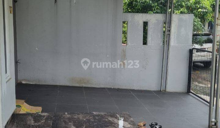 Disewakan Rumah 2 Lantai di Kemang Pratama 2
Bekasi 3