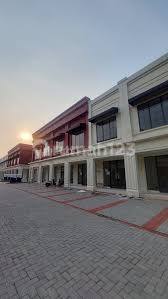 Dikelilingi Cluster Premium & Anchor Tenant Ruko Ramai Madison Grande