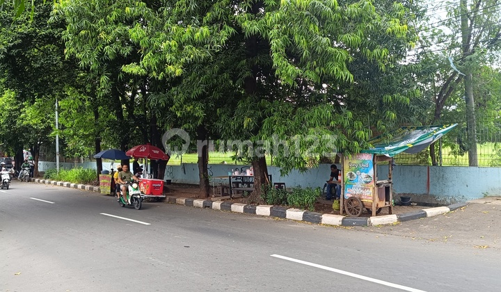 Land for rent on Jalan Raya Pulogebang, East Jakarta. Land for rent on Jalan Raya Pulogebang, East Jakarta.