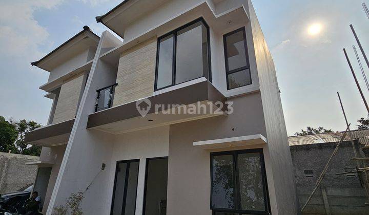 Rumah Murah 2 Lantai Bebas Biaya Surat-Surat  1