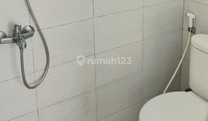 Disewakan Murah Rumah 2 Lantai 2 Kamar Di Cluster Monaco Jababeka 2