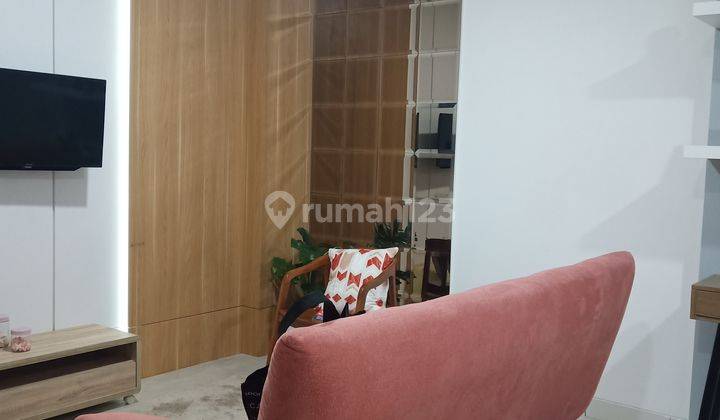 Rumah compact 2 lantai asri dan modern di kota Jababeka 2
