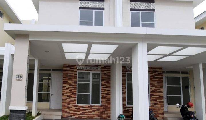 Rumah mewah dua lantai dekat sekolah al azhar dan santo leo 2