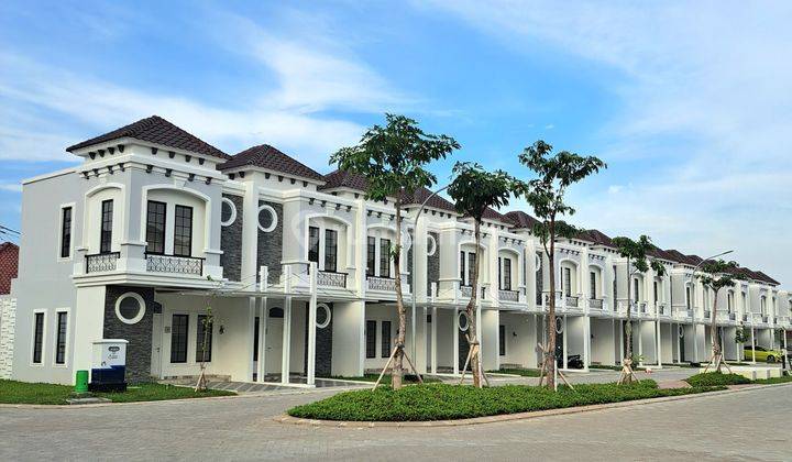 Rumah dua lantai lingkungan asri dan nyaman dilengkapi Sport Hub