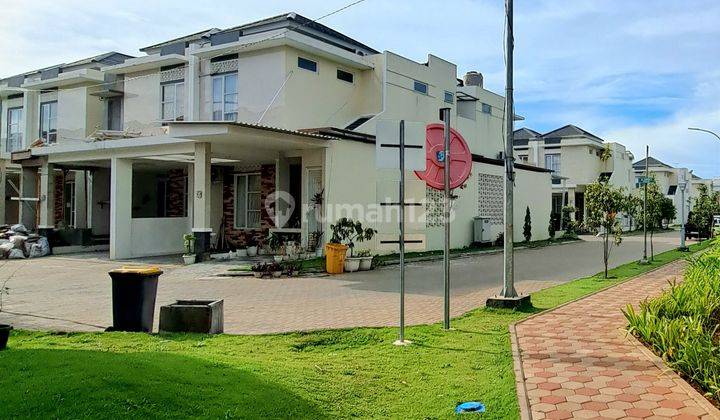 Disewakan rumah tiga kamar posisi hook kamar mandi didalam  1