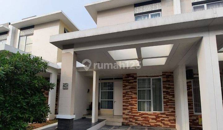 Rumah baru renovasi full ada toren disewakan murah di Jababeka 1