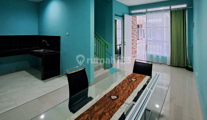 Rumah baru keren lingkungan nyaman disewakan murah di Jababeka 2