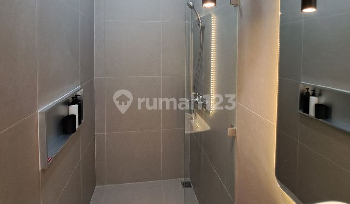 Rumah posisi hook 3 kamar siap huni depan Aeon Mall Delta mas 2