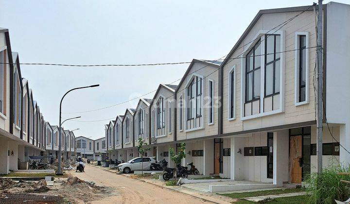 Rumah modern fungsional 2 lantai 3 kamar di Jababeka 1