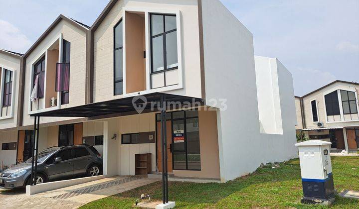 Rumah Pojok Baru Dan Rapi Disewakan Murah Di Jababeka 1