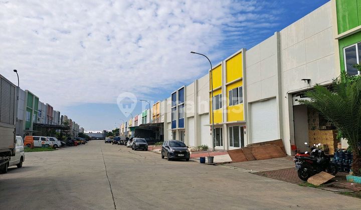 Gudang Siap Pakai Dijual Di Kawasan 3 Bisnis Karawang Barat