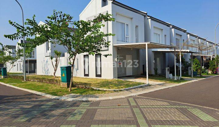 Rumah Pojok Full Furnish Disewakan Pertahun Di Savasa Delta Mas 1