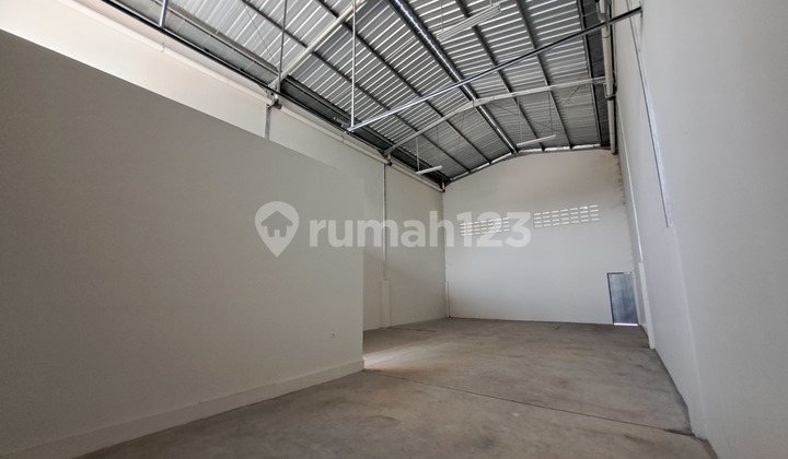 Dijual Gudang Bagus Siap Huni Di 3 Bisnis Karawang Barat
