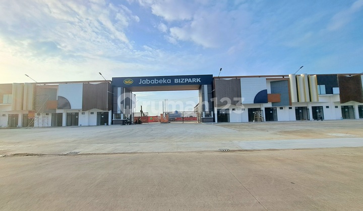 Dijual Ruko Multiguna untuk Kantor Gudang dan Semua Jenis Usaha Dijual Ruko Multiguna untuk Kantor Gudang dan Semua Jenis Usaha