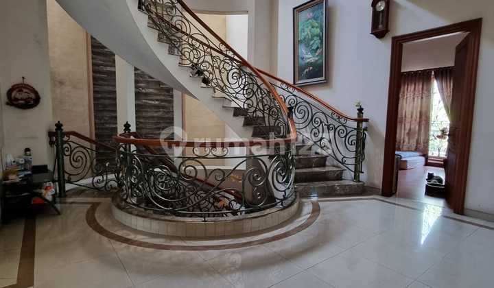 Rumah 3 Lantai Taman Surya 3 Uk 20x20m Rumah 3 Lantai Taman Surya 3 Uk 20x20m