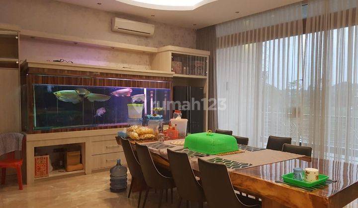 Rumah mewah rapi bagus furnish siap huni 2