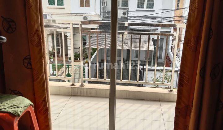 Dijual rumah 2 lantai di taman surya 5 uk 9x20 2