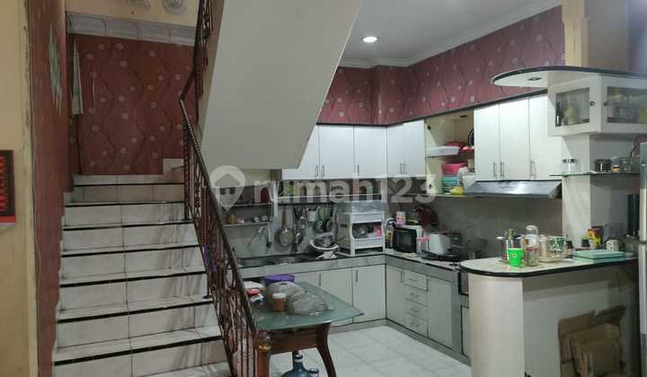 Rumah 2 Lantai Citra 3 Uk.6x15m 2