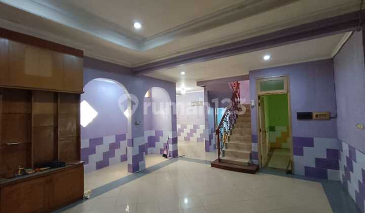 Rumah 2 Lantai dan Mogot Estate Uk.14x20m