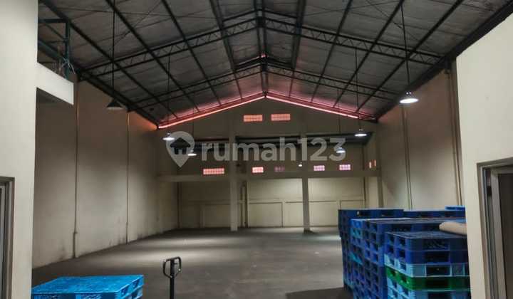 Gudang Rawalele Akses Cont 40 Uk.14x44m Gudang Rawalele Akses Cont 40 Uk.14x44m