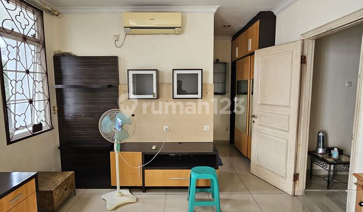 Rumah 2.5 Lantai Pantai Indah Kapuk Uk8x18m 2