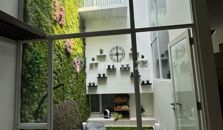 Rumah Citra 8 Bulevard Uk.10x15m Furnish 1