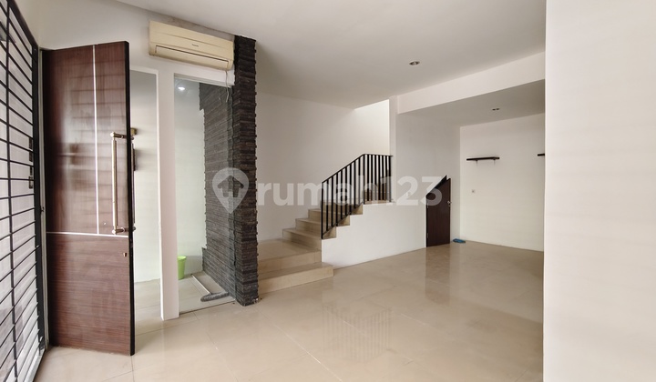 Rumah 2 Lantai Citra 6 Uk 6x16m Semifurnish 2kt 1