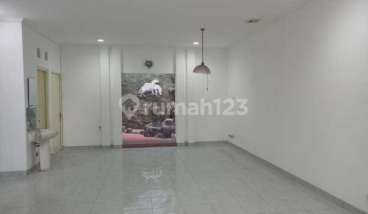 Rumah 2 Lantai Taman Kencana 8x16 Timur Depan Taman 2