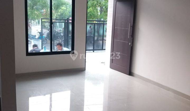 Rumah baru 2 Lantai, Uk. 9.5x15, SHM, Hadap Barat, Serpong Tangerang  7