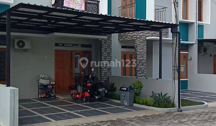 Rumah 2 lt siap huni dalam cluster 1