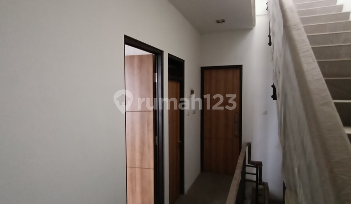 Rumah Di Sedane, Bugangan, Semarang Timur 7